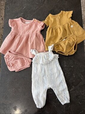 Emily & Oliver Gauze 100% cotton Jumper  3-6 M and 2 Little Planet Gauze Dresses